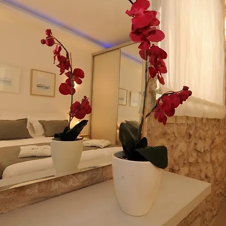 Luxury 